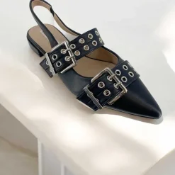 J By J 2747CW Sandals Black