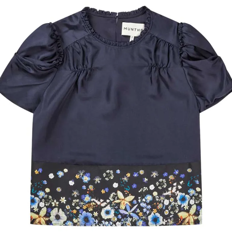 Munthe Fahsai Silk Top Black