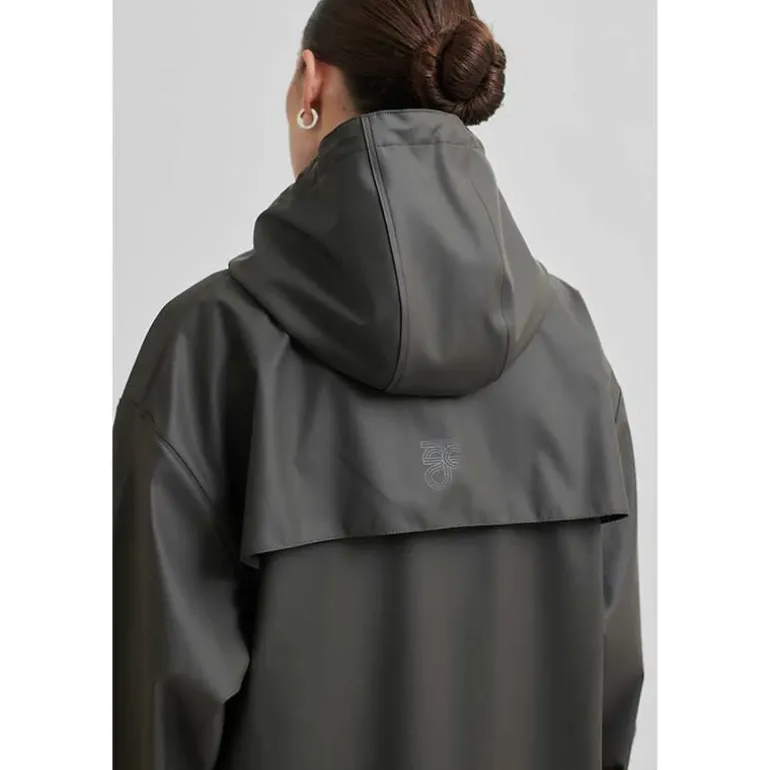 Second Female Stormie Coat Thunderstrom